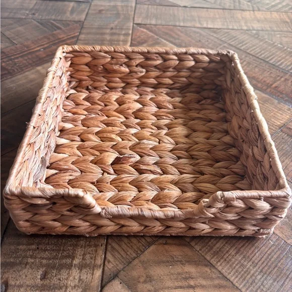 IKEA Woven Square Napkin Holder - Natural Straw - Picture 3 of 9